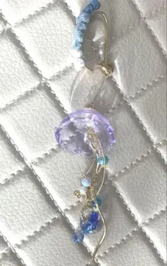 海月　イヤーカフ