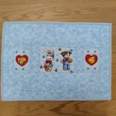 カバー　マット　キルト　メリーボンボン　38×53cm　手縫い　ハンドメイド