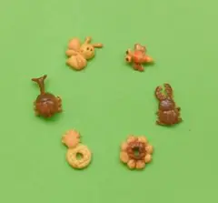 ミニチュアフード　パン　ドーナッツ　爬虫類