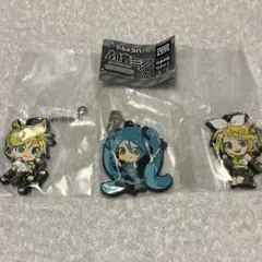 サマーセール(未使用品)でふぉラバ！　初音ミク　キーホルダー　レン、リン、ミク
