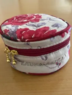 ローラアシュレイ　花柄　アクセサリーポーチ☆美品
