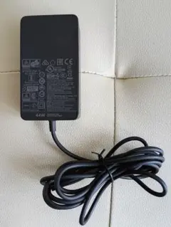 【ジャンク】サーフェス充電器44W（モデル1800）キーボード（モデル1725）