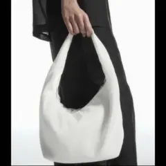 COS コス ハイシャインショルダーバッグ ネイビー COS】 High Shine Crossbody Bag Navy (COS/ショルダーバッグ