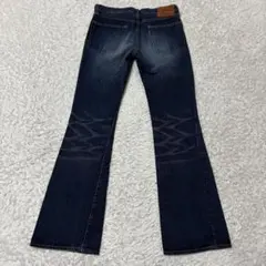 Item thumbnail for item 7b769c9b-8c9a-45c2-9a70-48fdcbc6a6ea