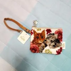 アーンジョー　ポーチ　ミニ　ねこ　ミニストラップ付き　アメリカンショートヘア