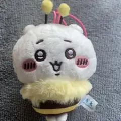 ちいかわ　セブンイレブン　ハチ　ハチさん　ぬいぐるみ
