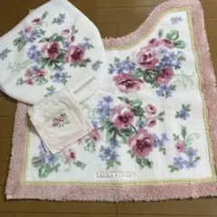 ローラアシュレイトイレマット