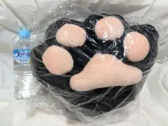 猫の手　肉球　クッション　ブランケット入り