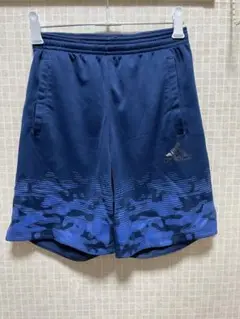 adidas アディダス　ハーフパンツ　キッズ　130センチ
