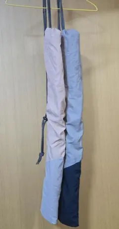 スリーコインズ ロングかさポーチ