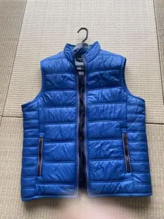 TOMMY HILFIGER ライトダウン　ベスト