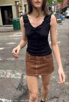 Brandy Melville Malena Top（黒）
