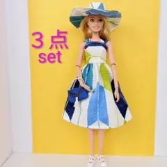 バービー人形size服＊551　アウトフィット　ドール服