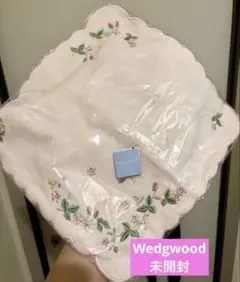 WEDGWOOD 花柄刺繍 ハンカチ 約30cm x 30cm
