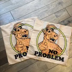 アルフALF NO PROBLEM柄　クッションカバー２枚セット