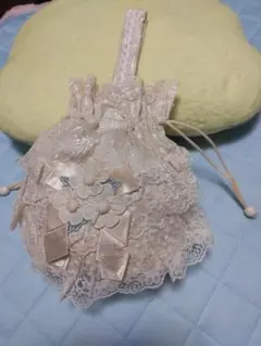 レースの巾着袋～ベージュ色大きさ約23×24 持ち手約15×2、5