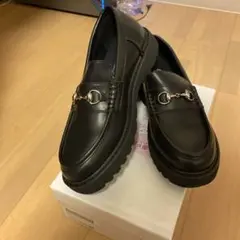 ローファー