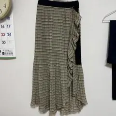 プリーツラップスカショーパン