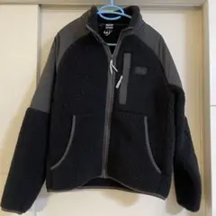 UNDER ARMOUR フリースジャケット ブラック⭐︎S 未使用に近い