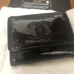 シャネル 財布 エナメル ギャランティーカード付きCHANEL 2つ折り