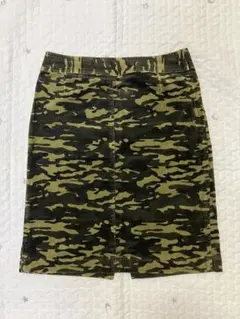 Item thumbnail for item ea408d5b-832a-4d74-89ad-6f56efd8c3f0