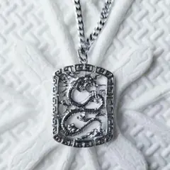 メンズ　レディース　ネックレス　アクセサリー　龍　竜　メンズアクセサリー　首飾り