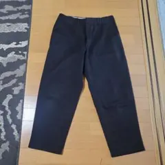UNIQLO U ワイドフィットテーパードアンクルチノ 321-412359