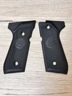 KSC M9　ヘビーウエイトモデル　実物ケース、usグリップ KSC U.S. 9mm M9 ヘヴィウェイト CO2ガスガン HW : GUN SHOP