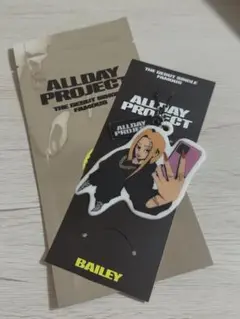 ALLDAY PROJECT"FAMOUS"ベイリー　トレカ❌　016