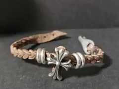 レザー　クロス付き　ブレスレット　中古品