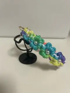 レインボーお花編み ハンドストラップ パラコード