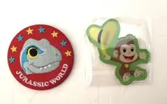 ポケユニ 刺繍缶バッチ ジュラシックワールド　アクリルステッカーおさるのジョージ