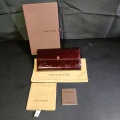 LOUIS VUITTON モノグラム ヴェルニ 二つ折り長財布 フランス製