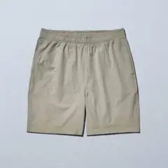 ファミリーマート ナイロン ショートパンツ M ベージュ ファミマ
