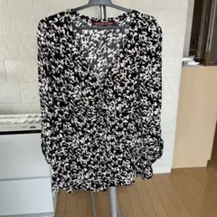 コントワーデコトニエ　カットソー　ブラウス