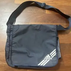 adidas ショルダーバッグ 黒