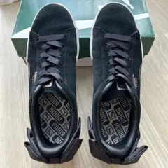 PUMAブラックスエードリボンスニーカー23.5