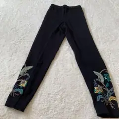 ニットレギンス　花柄刺繍入り　古着　レトロ