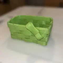 緑色のリボン付きバスケット