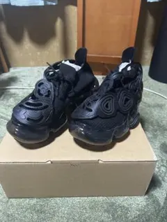 grounds MOOPIE INVERT インヴァート 黒 41.5 26.5
