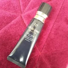 clé de peau BEAUTÉ タンクレームエクラn ベージュオークル20