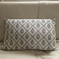 ZARA HOME - 新品ニコページ¥5,990ZARA HOME⭐️フェザークッション二個 フェザー クッションフィリング コットンカバー | Zara Home