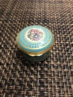 Item thumbnail for item f5f0ea74-28f5-4046-ba9b-b13a32f541ba