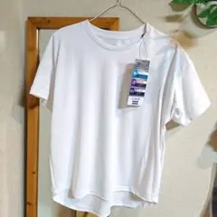 CLOSSHI SPORTSしまむら白TシャツMレディース新品未使用タグ付き