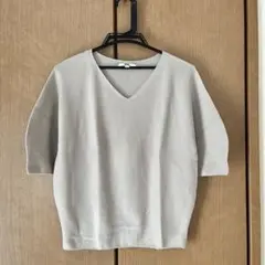 ユニクロUNIQLO 半袖ニット　ベージュ　Mサイズ