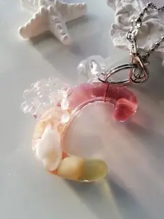 海のイニシャルキーホルダー プルメリア　【C】