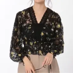 【ETRE TOKYO】ホリデイブルームブラウス