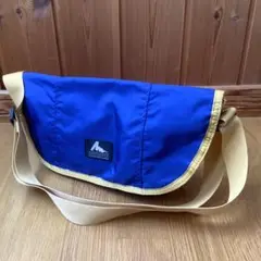 Item thumbnail for item 2579bf0f-8cdf-406e-8afa-721b992a06bf