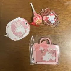 ハローキティ　アクリルチャーム3つ
