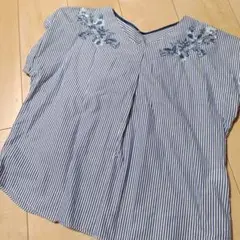 値下げ UNTITLED 刺繍夏シャツ サイズ4